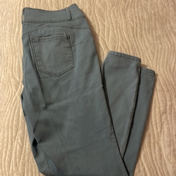 Wax Jean Light Blue| size 18 - Picture 3 of 4